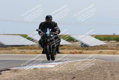 media/Apr-25-2022-Lets Ride (Mon) [[64890c87c4]]/Group B/1220pm (Wheelie Bump)/